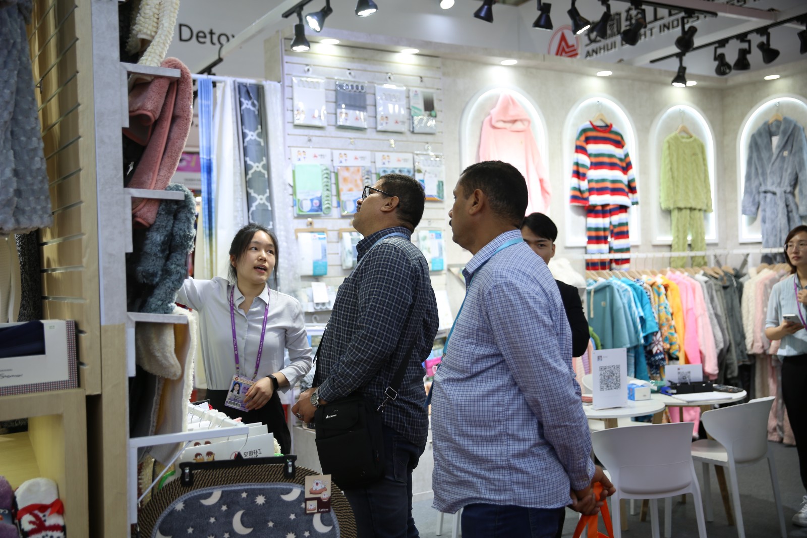 廣交會三期 (23).jpg 廣交會三期 (23).jpg